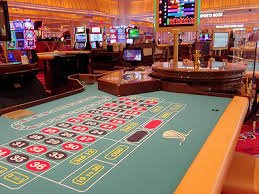 Antarmuka platform sejuk4d menampilkan berbagai kategori permainan slot dan sportsbook